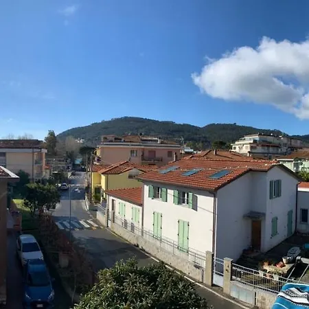 8 * Ameglia